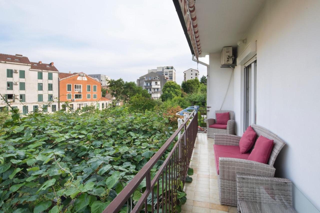 Apartment Center 2