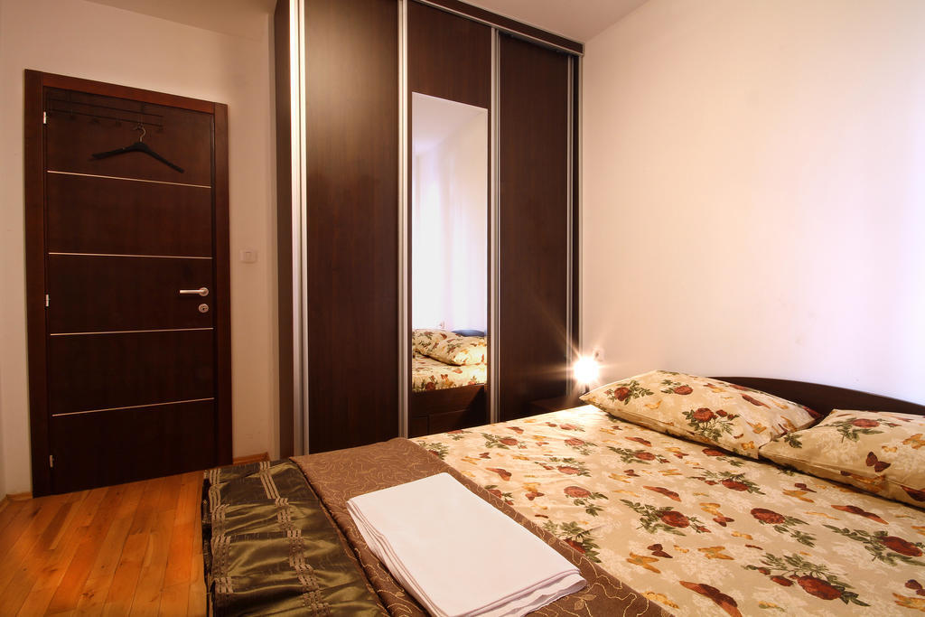 Apartment Center 2