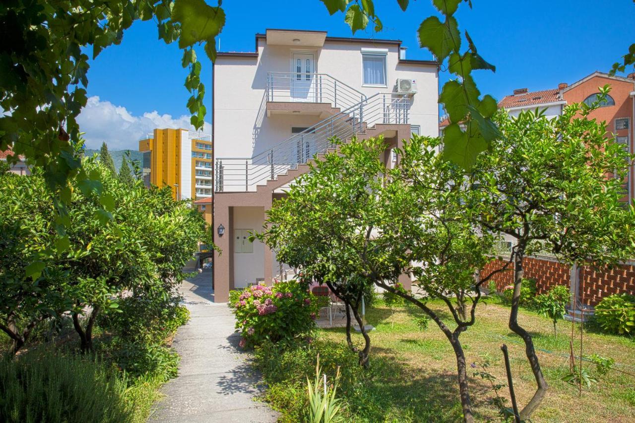 Center 2 Budva