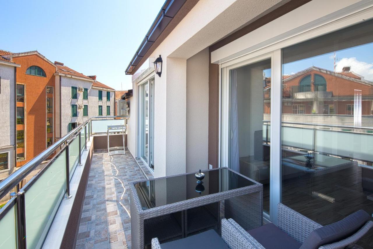 Apartment Center 2